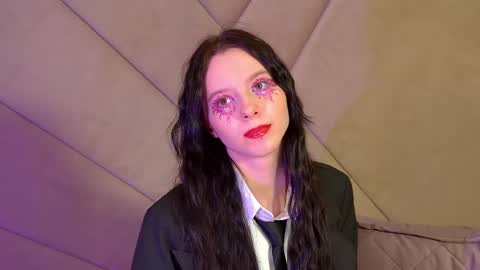 Arinakubrick online show from April 15, 2026, 8:09 pm