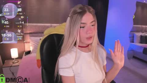 Ari  online show from November 25, 2025, 2:55 am