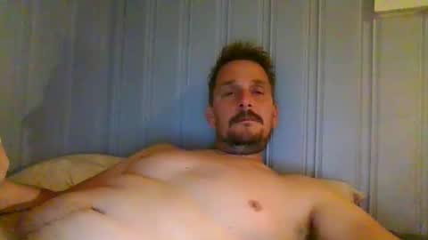 ariparikrigsmann online show from September 22, 2025, 7:38 pm