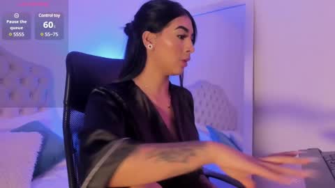 Ari Robert online show from March 8, 2025, 9:06 am