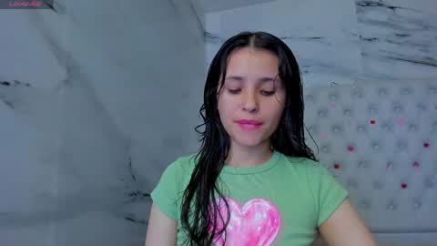 Snapshot of arisha_lee2 chatting on June 6, 2026, 12:27 am arisha_lee2 online show from June 6, 2026, 12:27 am