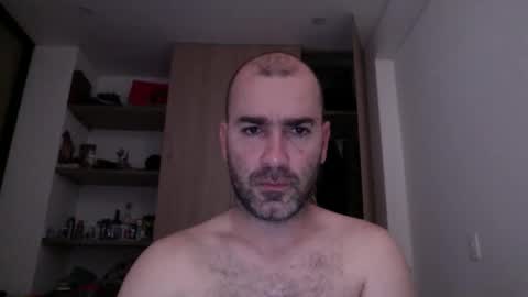 aristi11 online show from December 21, 2025, 10:28 pm