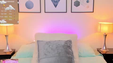 Snapshot of arivega chatting on March 3, 2025, 10:42 pm   Nice to meet you  thumb up me please its important I  LOOK MY BIO DOWN online show from March 3, 2025, 10:42 pm