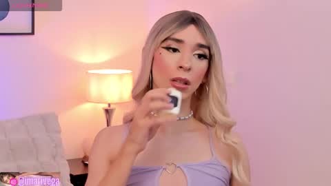 Snapshot of arivega chatting on September 15, 2025, 9:53 am   Nice to meet you  thumb up me please its important I  LOOK MY BIO DOWN online show from September 15, 2025, 9:53 am