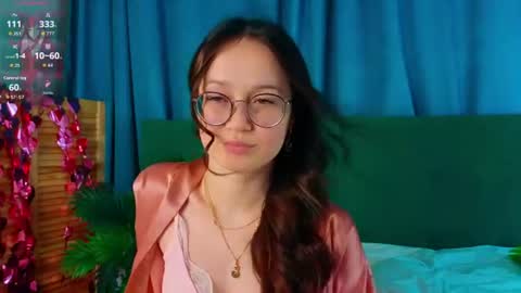 Bella3 online show from July 16, 2026, 9:43 pm