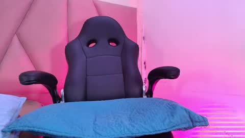 Arleth  online show from September 22, 2025, 3:08 am