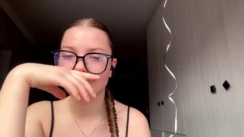 Snapshot of arlettejasica chatting on February 25, 2026, 12:04 pm Liza online show from February 25, 2026, 12:04 pm