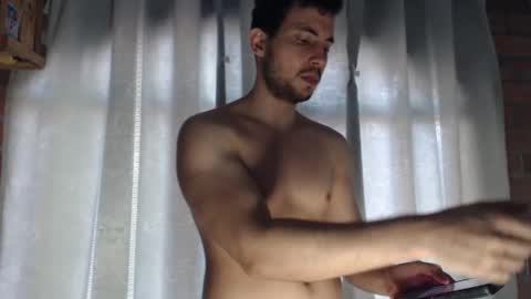 Snapshot of armando_2002 chatting on January 28, 2025, 3:35 pm ARMANDO online show from January 28, 2025, 3:35 pm