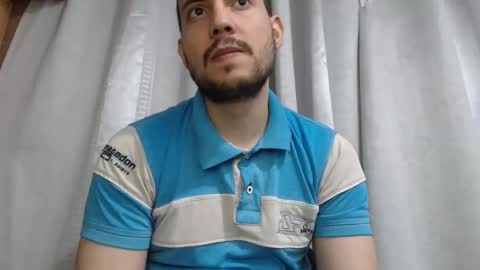 Snapshot of armando_2002 chatting on February 21, 2025, 2:39 am ARMANDO online show from February 21, 2025, 2:39 am