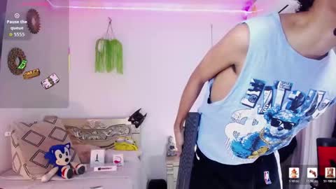 Snapshot of armondx_parkr chatting on April 14, 2026, 4:40 am armond online show from April 14, 2026, 4:40 am