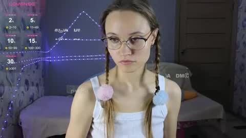 armurra online show from October 23, 2025, 3:33 pm