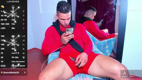 Snapshot of arnold_sexy_hot98 chatting on January 7, 2025, 12:34 am arnold sexy hot98 online show from January 7, 2025, 12:34 am