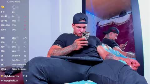 Snapshot of arnold_sexy_hot98 chatting on March 7, 2025, 4:24 am arnold sexy hot98 online show from March 7, 2025, 4:24 am