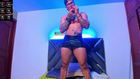 Snapshot of arnold_sexy_hot98 chatting on October 24, 2025, 4:25 pm arnold sexy hot98 online show from October 24, 2025, 4:25 pm