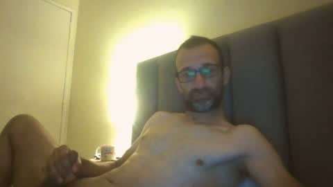 Snapshot of arnoldmir chatting on June 21, 2026, 7:38 pm Arnoldmir online show from June 21, 2026, 7:38 pm