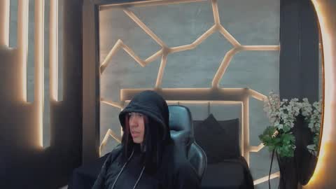 Arohom Lester online show from November 11, 2025, 11:21 am