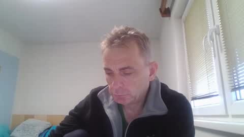 aromannn online show from November 17, 2025, 10:10 am