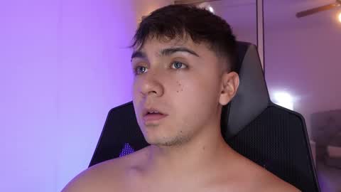 aron__cooper online show from October 24, 2025, 12:30 am