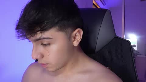 aron__cooper online show from October 31, 2025, 12:11 am