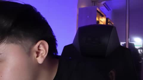 aron__cooper online show from November 1, 2025, 11:29 pm