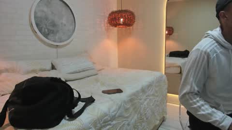 ARON BOLT online show from February 7, 2026, 10:41 am