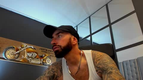 AronGrant online show from November 5, 2025, 10:15 am