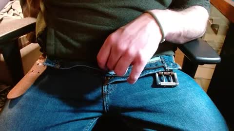 arrrr3 online show from December 26, 2024, 11:46 pm