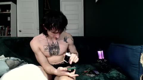 Arsenic online show from January 9, 2025, 2:01 am