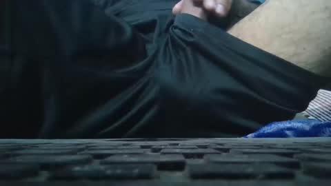 Snapshot of art_max99xxx chatting on November 9, 2025, 11:25 pm art_max99xxx online show from November 9, 2025, 11:25 pm