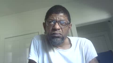 Snapshot of arteblazze chatting on June 6, 2026, 11:53 pm Arteblazze not daddy boy bitch or nigga online show from June 6, 2026, 11:53 pm