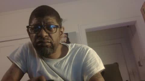 Snapshot of arteblazze chatting on June 21, 2026, 2:03 am Arteblazze not daddy boy bitch or nigga online show from June 21, 2026, 2:03 am