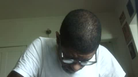 Snapshot of arteblazze chatting on June 25, 2026, 3:05 pm Arteblazze not daddy boy bitch or nigga online show from June 25, 2026, 3:05 pm