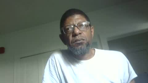 Snapshot of arteblazze chatting on July 9, 2026, 1:59 pm Arteblazze not daddy boy bitch or nigga online show from July 9, 2026, 1:59 pm
