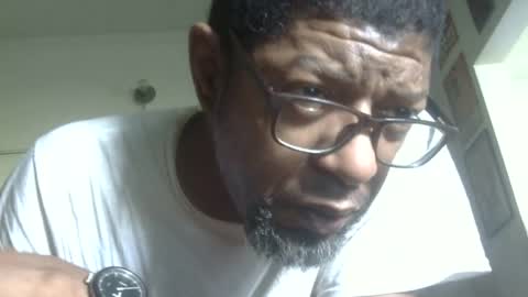Snapshot of arteblazze chatting on July 11, 2026, 3:59 pm Arteblazze not daddy boy bitch or nigga online show from July 11, 2026, 3:59 pm