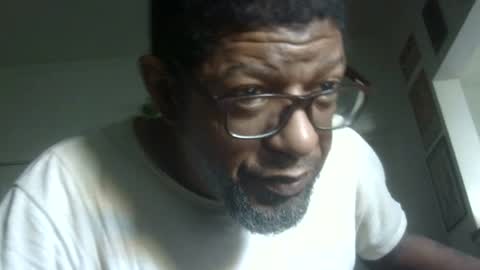 Snapshot of arteblazze chatting on July 12, 2026, 11:34 am Arteblazze not daddy boy bitch or nigga online show from July 12, 2026, 11:34 am