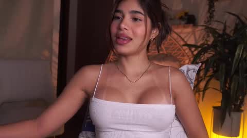 Snapshot of artemia_ chatting on March 6, 2025, 2:41 am Amanda online show from March 6, 2025, 2:41 am