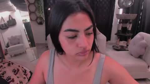 Snapshot of artemis_020 chatting on August 5, 2026, 1:03 pm FENIX online show from August 5, 2026, 1:03 pm
