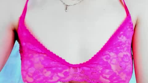 artemisa_leon online show from September 10, 2025, 4:56 am