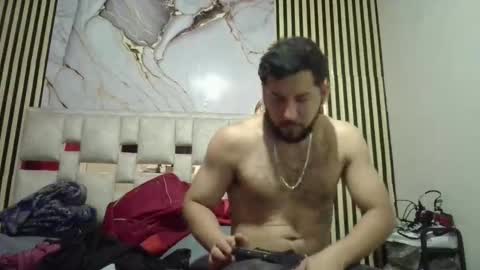 Snapshot of arthur1718 chatting on February 10, 2026, 11:42 pm arthur1718 online show from February 10, 2026, 11:42 pm