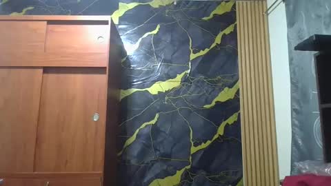 arthur1718 online show from April 9, 2026, 2:44 am