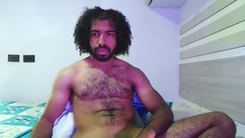 arthur_jamess online show from October 13, 2025, 8:09 pm