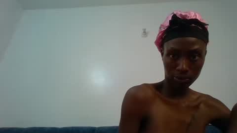 Snapshot of artmilk chatting on February 18, 2026, 1:40 pm artmilk online show from February 18, 2026, 1:40 pm