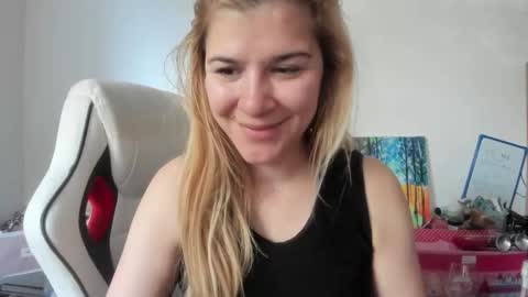 MIA online show from October 29, 2025, 9:33 am