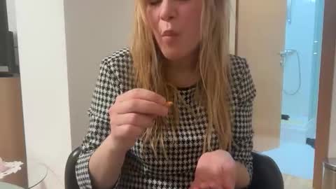 MIA online show from January 17, 2026, 10:35 pm