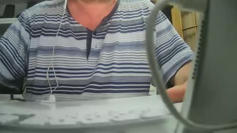 Snapshot of arturo200247 chatting on September 12, 2025, 4:56 am arturo200247 online show from September 12, 2025, 4:56 am