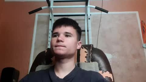 Snapshot of arvyn_ chatting on April 13, 2026, 7:36 am Denis online show from April 13, 2026, 7:36 am