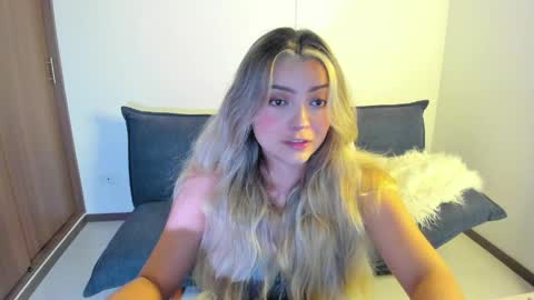 Snapshot of ary_cam230 chatting on May 5, 2026, 9:34 pm Zahaara online show from May 5, 2026, 9:34 pm