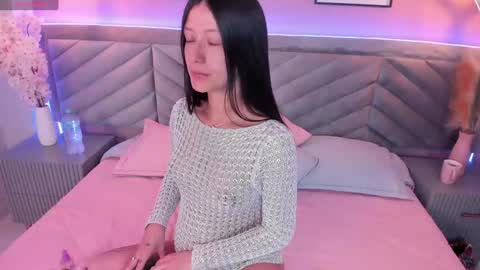 Snapshot of ary_thompson_ chatting on January 21, 2025, 8:21 pm ARY THOMPSON online show from January 21, 2025, 8:21 pm