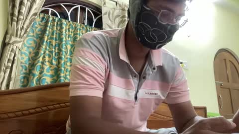 aryan_980763874 online show from May 19, 2026, 12:05 am