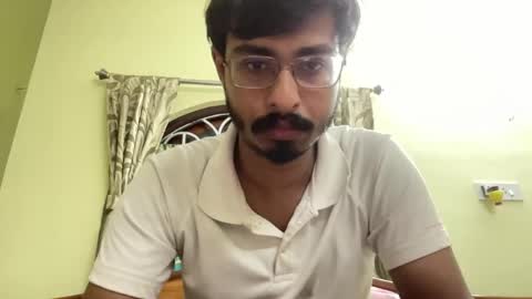 aryan_980763874 online show from May 22, 2026, 1:13 am